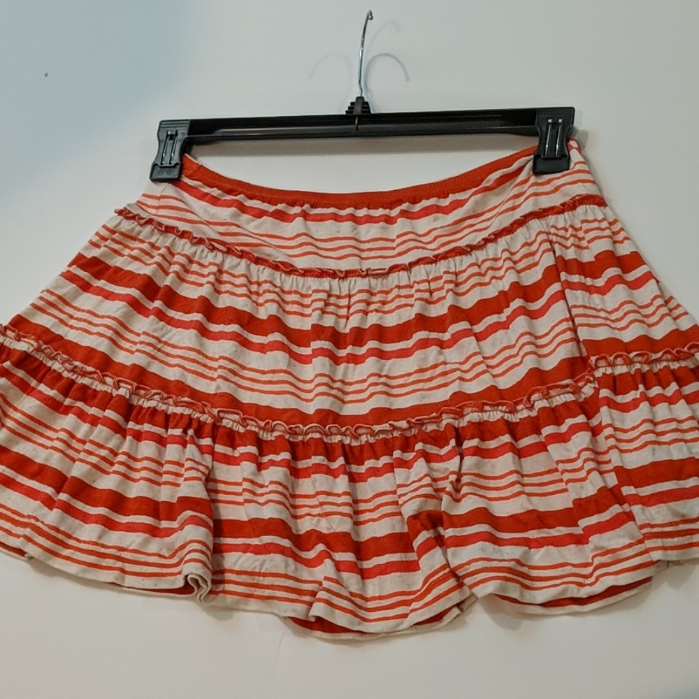 Max Studio medium ruffled mini skirt